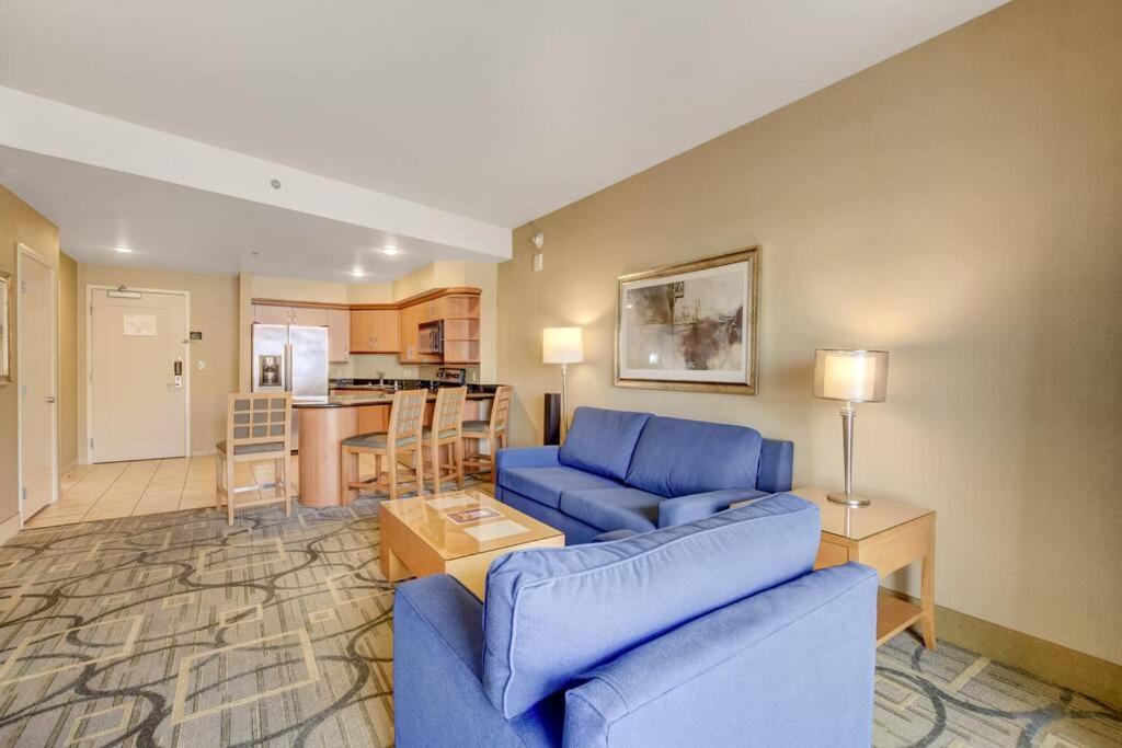 Ultimate Las Vegas Getaway One Bedroom Suite With Balcony, Kitchen, Gym, Pool & Free Parking Exteriér fotografie