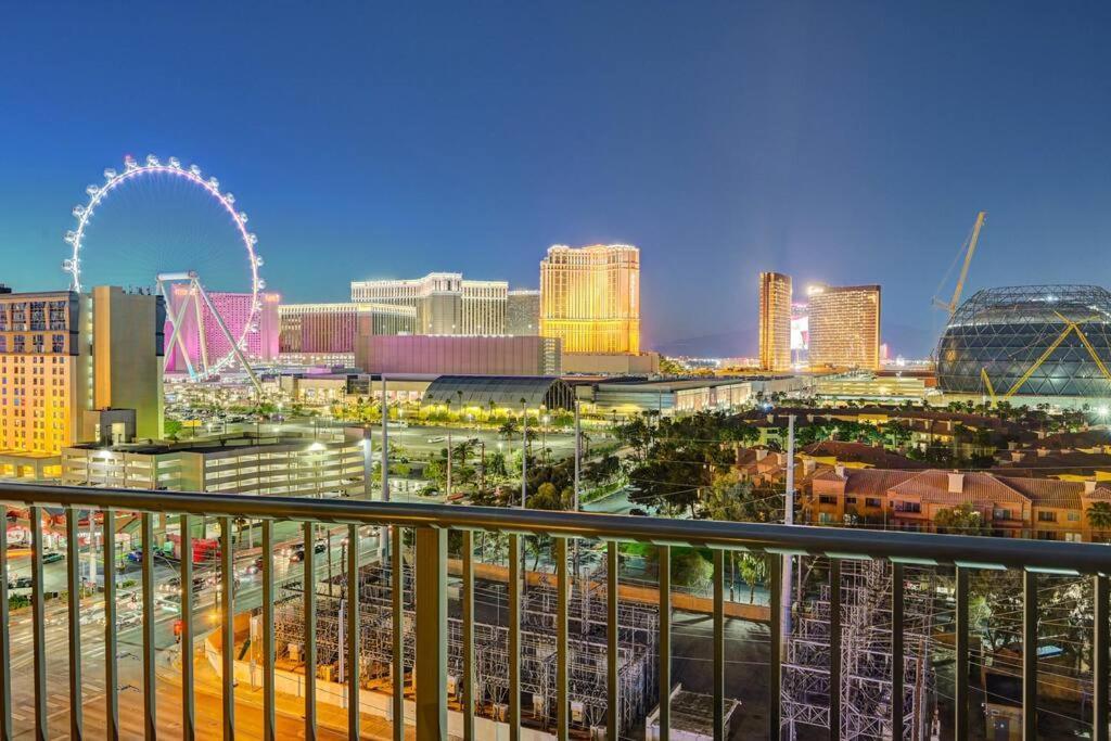 Ultimate Las Vegas Getaway One Bedroom Suite With Balcony, Kitchen, Gym, Pool & Free Parking Exteriér fotografie